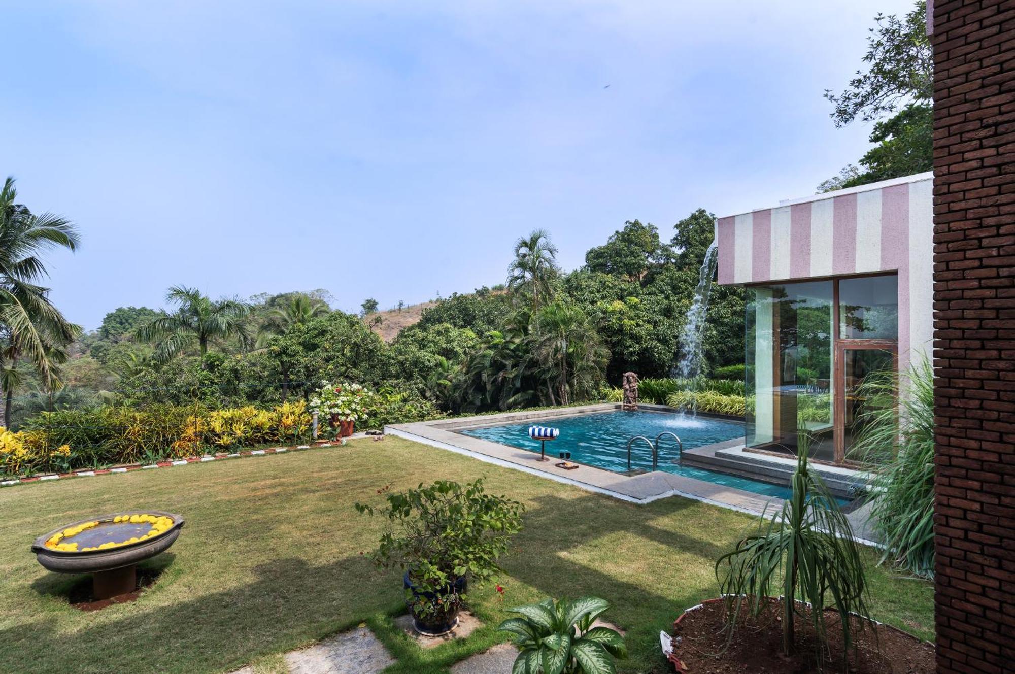 Saffronstays Pride Rock Mandve Exteriér fotografie